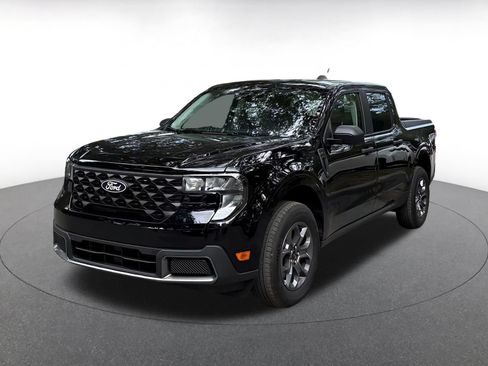 Used 2026 Ford Maverick XLT FWD image 3