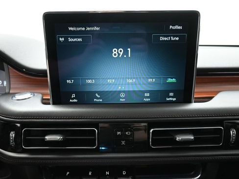 Used 2024 Lincoln Aviator Reserve w/ Equipment Group 201A RWD image 9