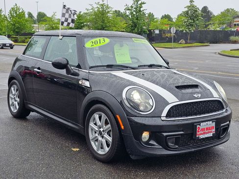 Used 2013 MINI Cooper S FWD image 3