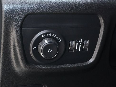 Used 2025 Jeep Grand Cherokee L Summit w/ Advanced Protech Group IV AWD/4WD image 26