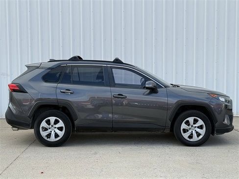 Used 2019 Toyota RAV4 LE w/ Carpet Mat Package image 3