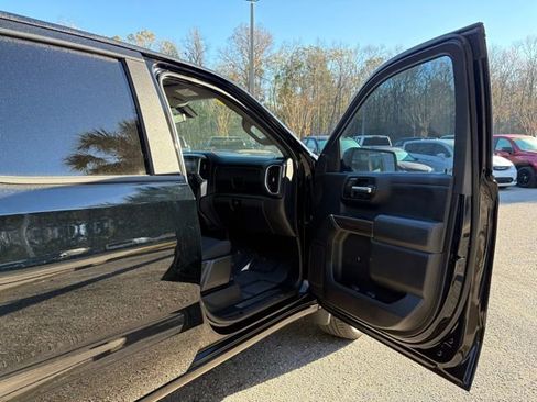 Used 2020 Chevrolet Silverado 1500 RST w/ RST Value Package image 33