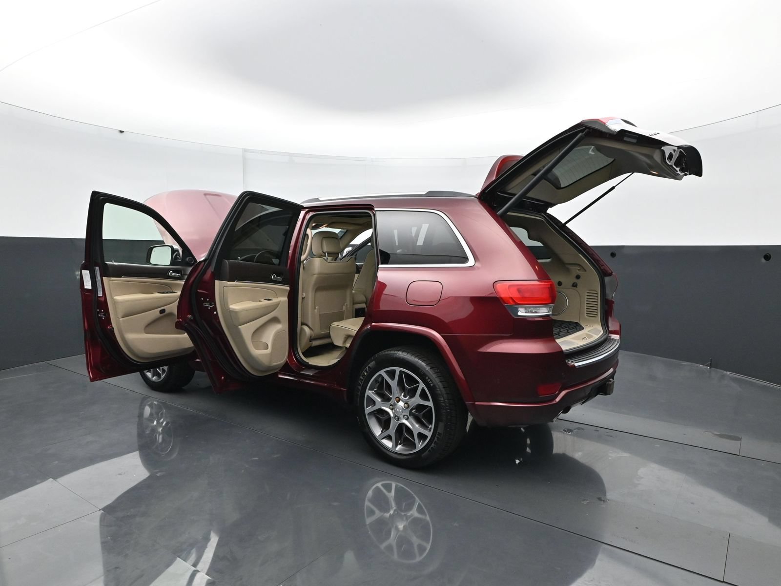 Used 2021 Jeep Grand Cherokee Overland w/ Protech Group AWD/4WD image 31