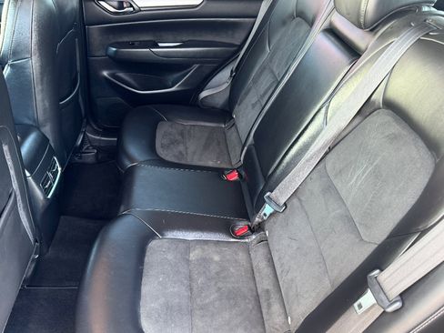 Used 2017 MAZDA CX-5 Touring w/ Preferred Equipment Package image 23