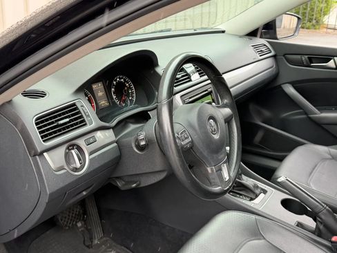 Used 2014 Volkswagen Passat 1.8T Wolfsburg Edition FWD image 13