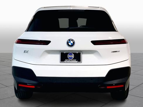 Certified 2024 BMW iX xDrive50 w/ Convenience Package image 4