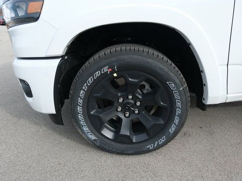 New 2026 RAM 1500 Big Horn AWD/4WD image 14