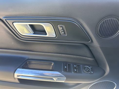 Used 2020 Ford Mustang Premium image 26