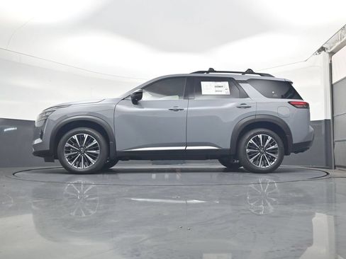 New 2026 Nissan Pathfinder Platinum AWD/4WD image 5