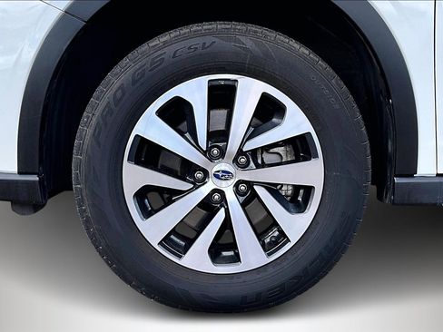 Used 2022 Subaru Outback Premium image 33