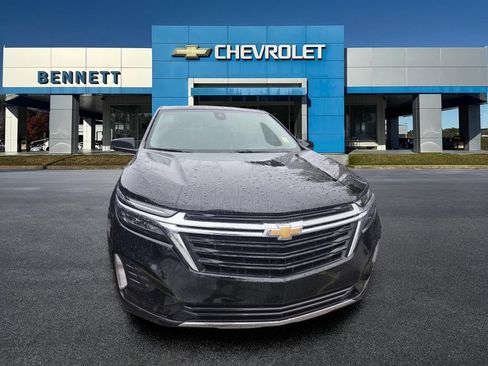 Used 2024 Chevrolet Equinox LT FWD image 2