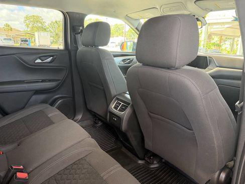 Used 2020 Chevrolet Blazer LT FWD image 19