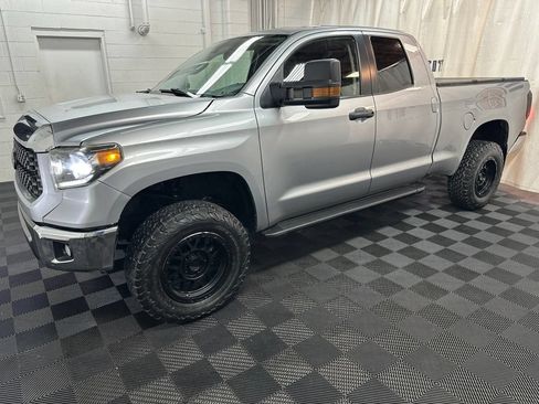 Used 2020 Toyota Tundra SR5 AWD/4WD image 5