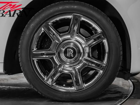 Used 2012 Rolls-Royce Ghost Extended Wheelbase image 17