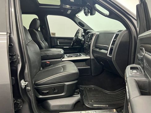 Used 2018 RAM 3500 Laramie Longhorn image 26