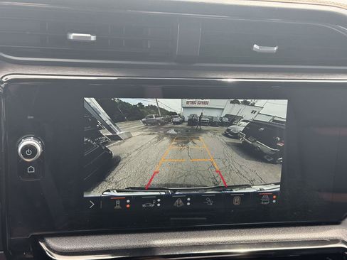 Used 2025 GMC Sierra 1500 AT4 AWD/4WD image 25