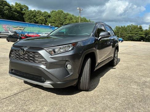 Used 2021 Toyota RAV4 Limited FWD image 18