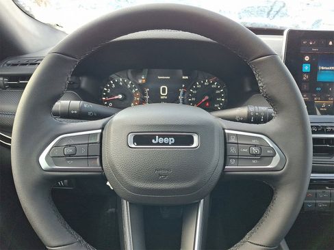 New 2026 Jeep Compass Limited image 9