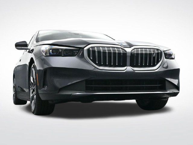 New 2026 BMW i5 eDrive40 AWD/4WD image 41