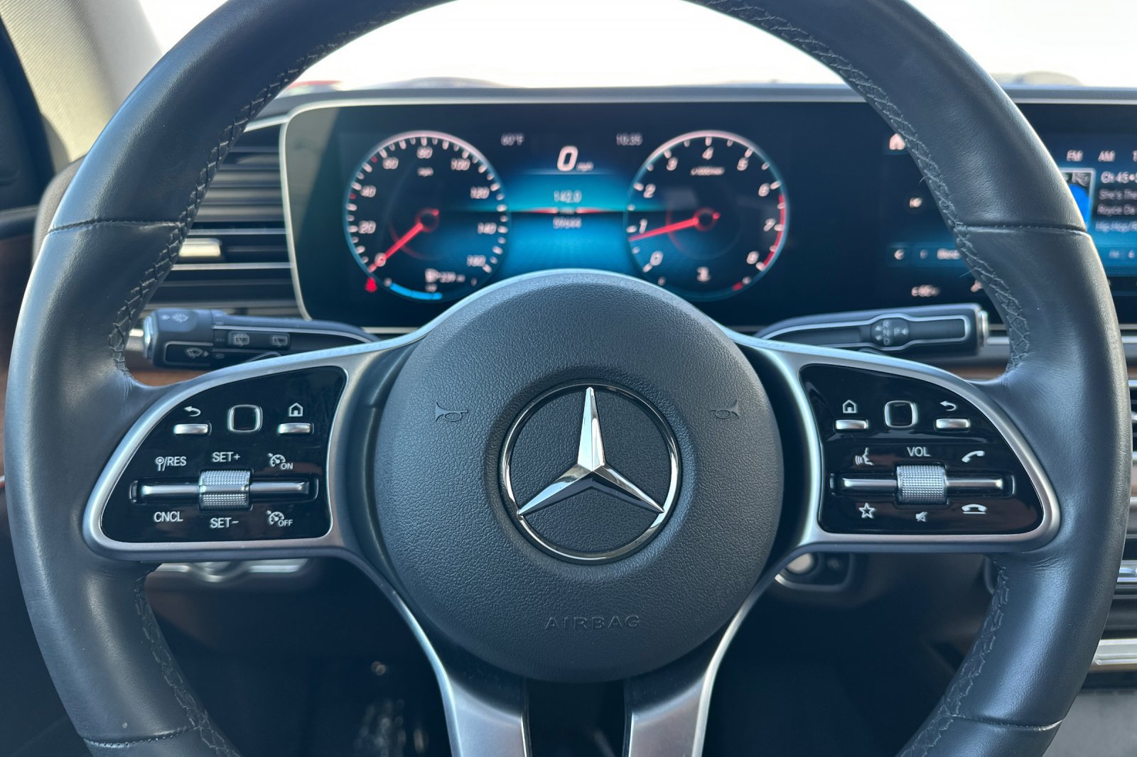 Used 2020 Mercedes-Benz GLE 350 4MATIC image 23