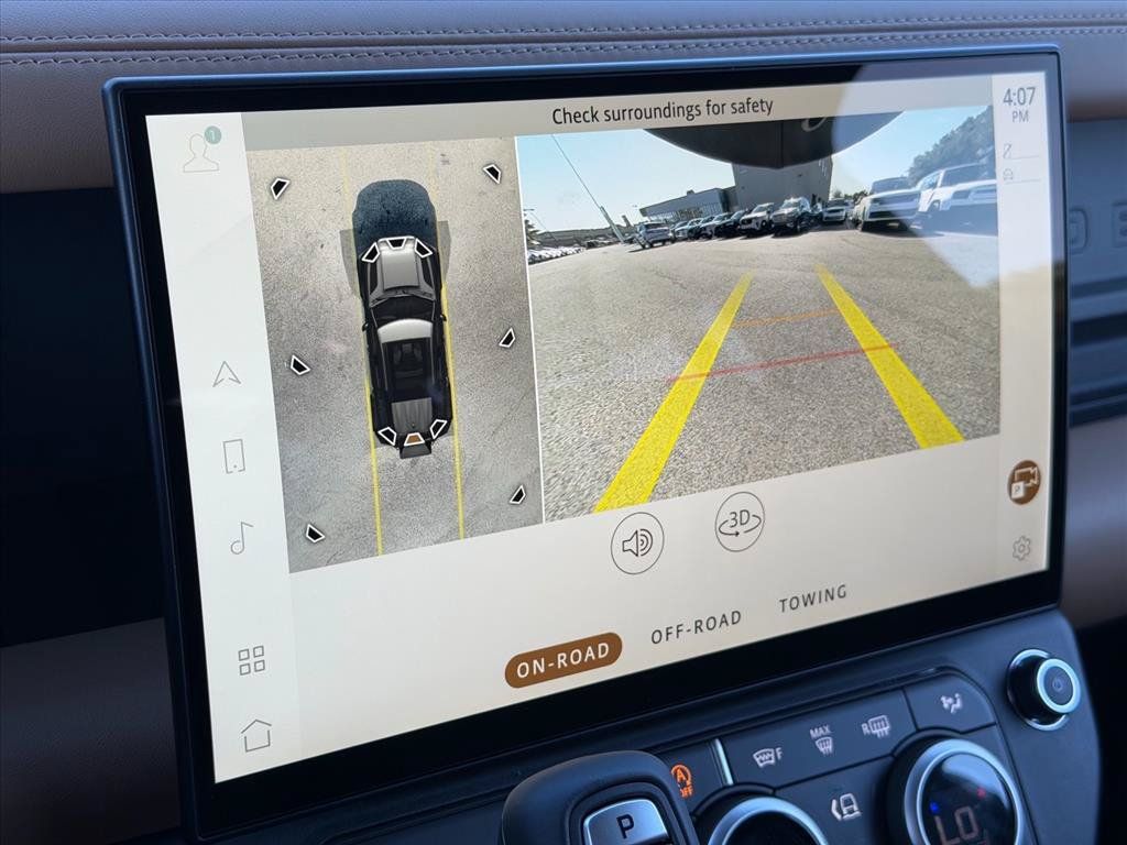 New 2026 Land Rover Defender 110 X-Dynamic SE AWD/4WD image 18