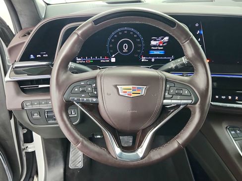 Used 2022 Cadillac Escalade ESV Sport Platinum w/ LPO, ONYX Package AWD/4WD image 19