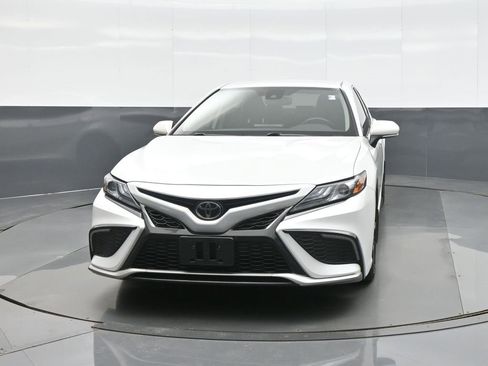 Certified 2022 Toyota Camry XSE image 2