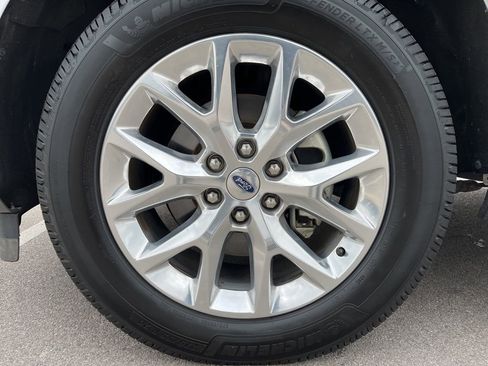 Used 2021 Ford Expedition Max XLT image 13