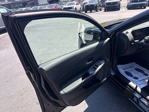 Used 2026 Nissan Sentra SV w/ Floor Mat Package FWD image 10