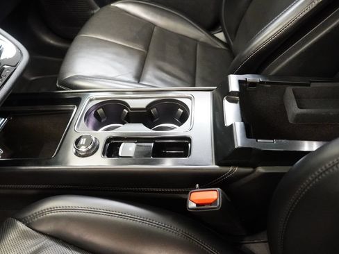 Used 2022 Lincoln Corsair AWD w/ Premium Package image 24