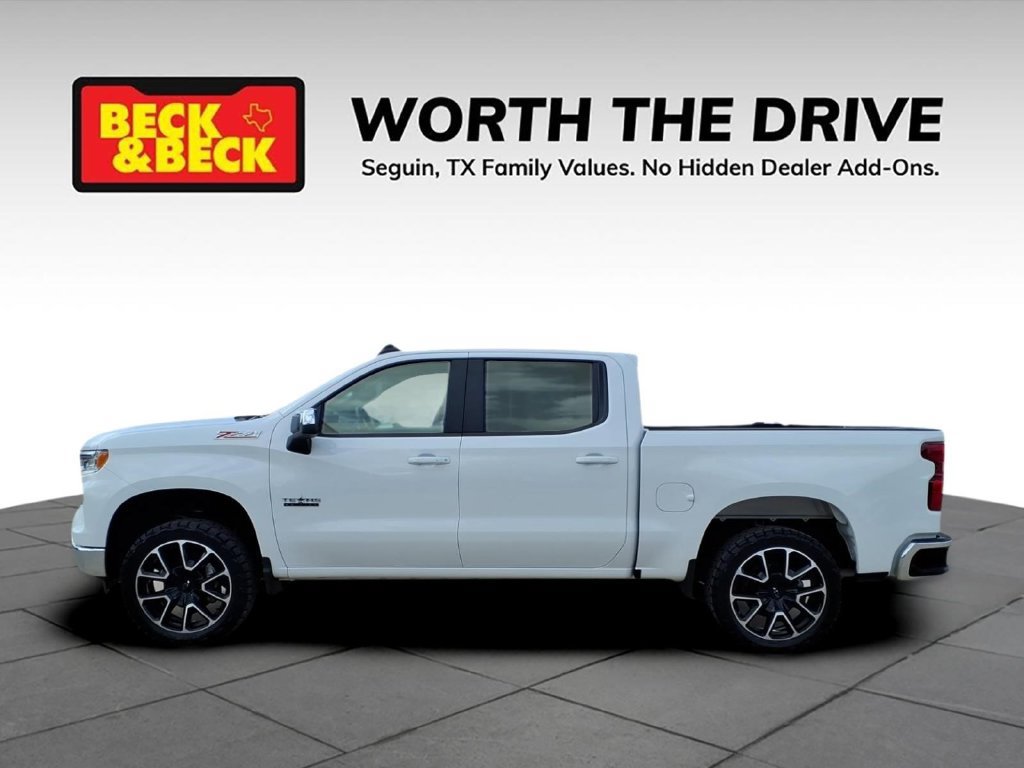 Used 2025 Chevrolet Silverado 1500 LT w/ Z71 Off-Road Package AWD/4WD image 8