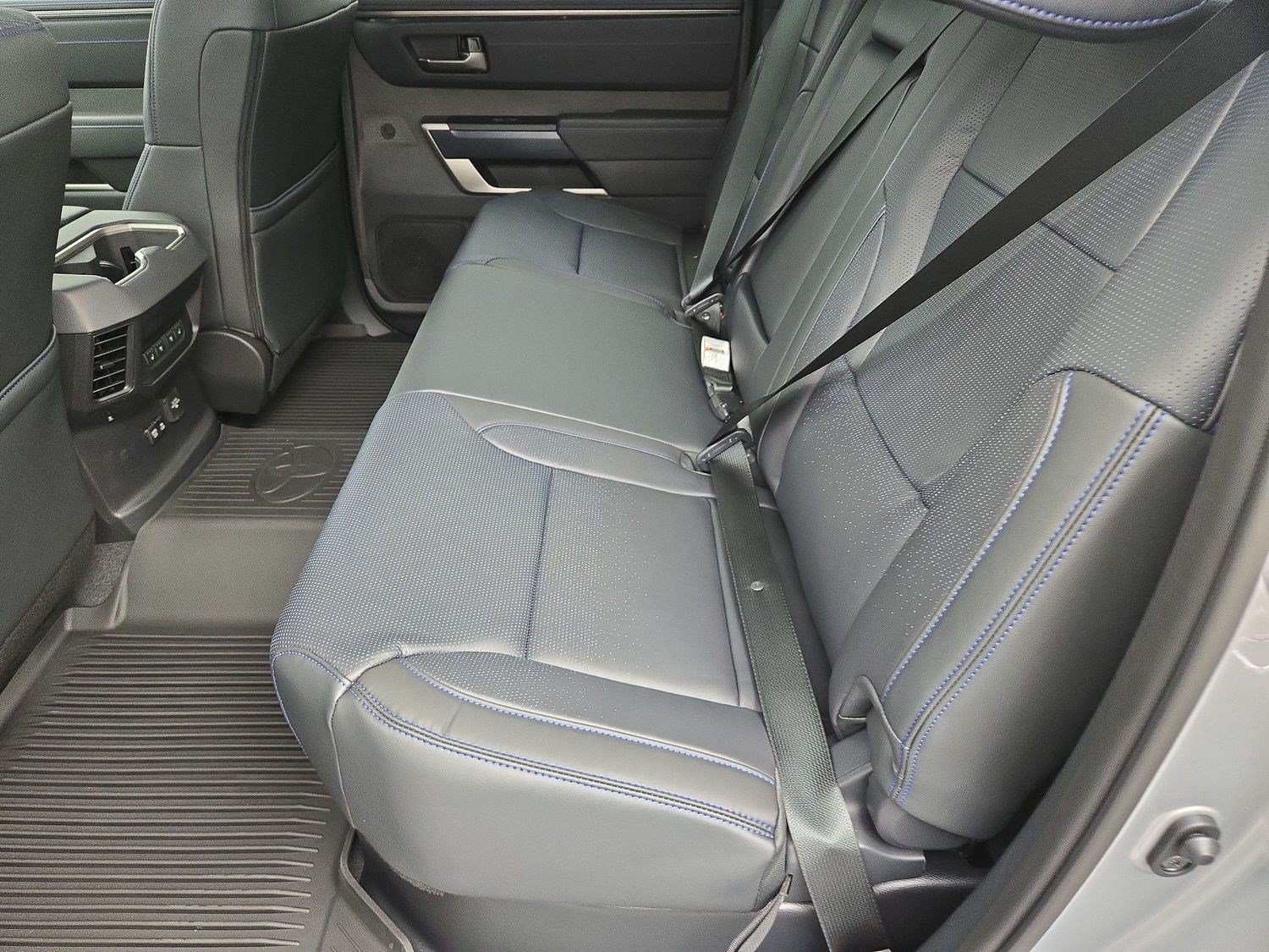 New 2026 Toyota Tundra Platinum AWD/4WD image 18