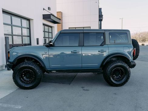 Used 2021 Ford Bronco First Edition AWD/4WD image 7