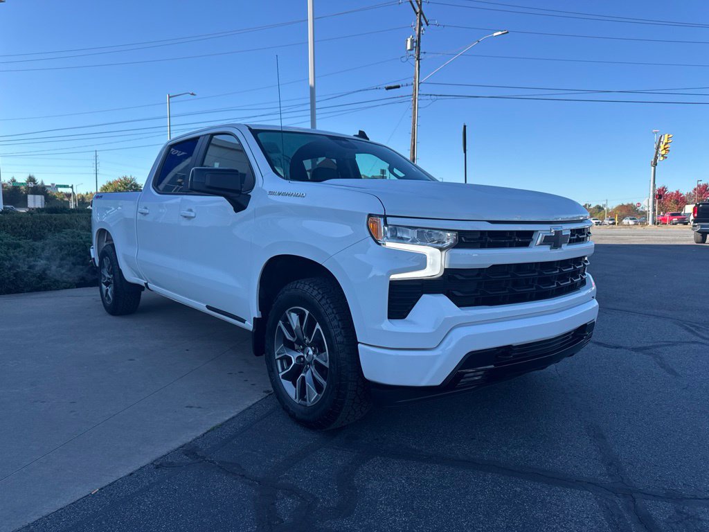 Used 2025 Chevrolet Silverado 1500 RST w/ Convenience Package II AWD/4WD image 3