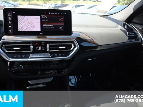 Used 2025 BMW X4 xDrive30i image 39