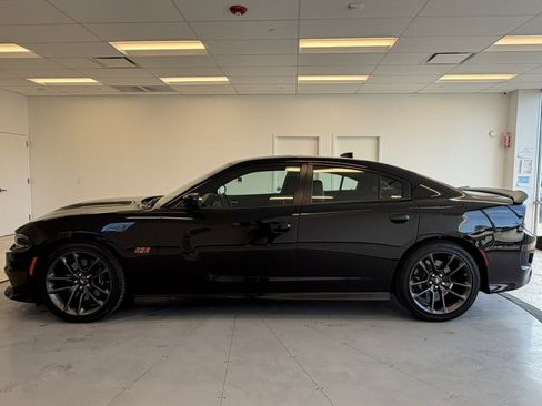 Used 2023 Dodge Charger Scat Pack w/ Plus Group image 4