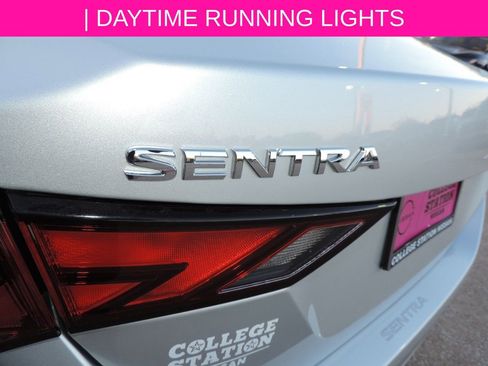 Certified 2021 Nissan Sentra S image 11