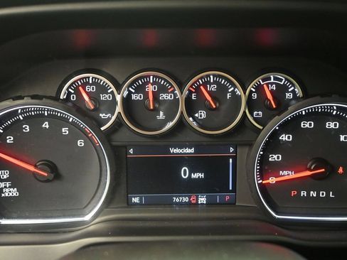 Used 2022 Chevrolet Silverado 1500 Custom w/ Safety Confidence Package AWD/4WD image 13