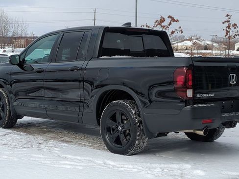 Used 2023 Honda Ridgeline Black Edition image 3