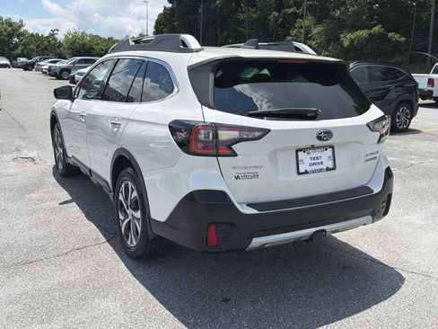 Used 2020 Subaru Outback Touring XT AWD/4WD image 9