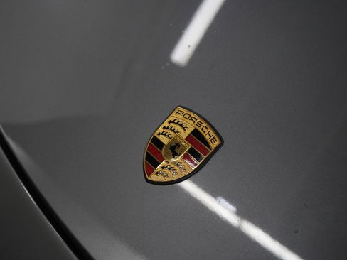 Used 2005 Porsche 911 Carrera S RWD image 31