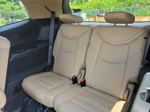 Used 2020 Cadillac XT6 Sport w/ Platinum Package AWD/4WD image 27