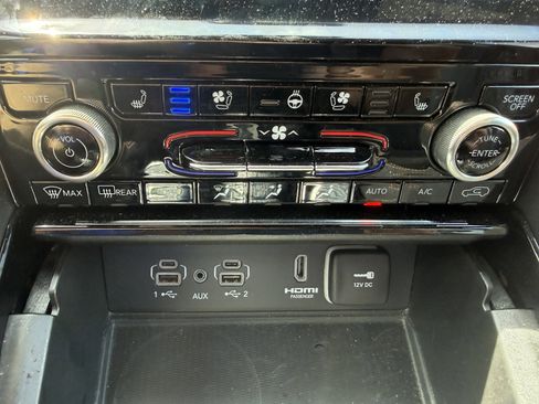 Used 2023 Jeep Grand Cherokee L Summit AWD/4WD image 18