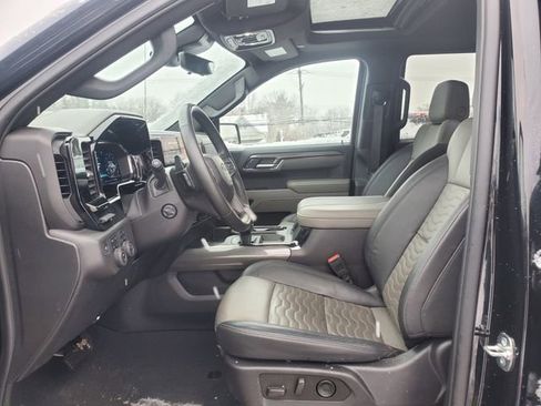 Certified 2025 Chevrolet Silverado 1500 ZR2 w/ Technology Package image 25