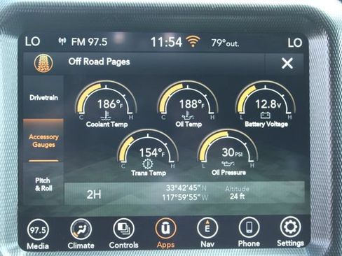 Used 2022 Jeep Wrangler Unlimited Sahara AWD/4WD image 30