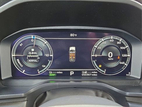 Used 2023 Mitsubishi Outlander SE image 25