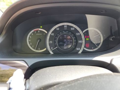 Used 2016 Honda Accord EX image 3
