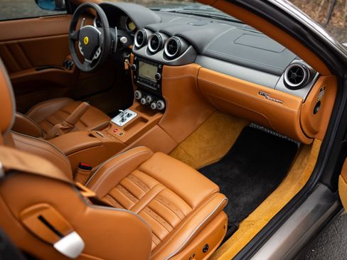 Used 2008 Ferrari 612 Scaglietti image 18