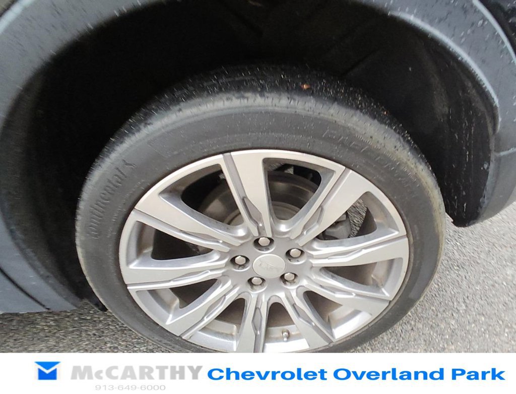 Used 2019 Cadillac XT4 Premium Luxury w/ Driver Assist Package FWD image 8