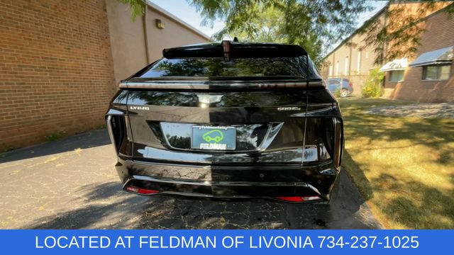 Certified 2024 Cadillac Lyriq Sport w/ LPO, Floor Liner Package AWD/4WD image 7
